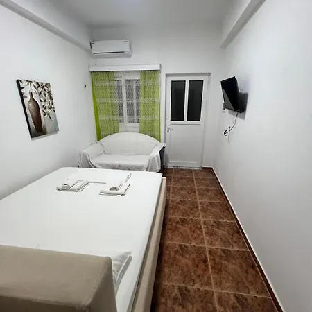 Emiliano Guest house Ksamil