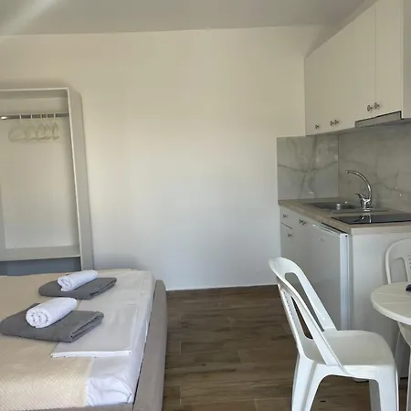 Guest house Pollo Ksamil