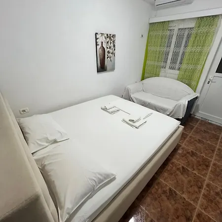 Guest house Pollo *